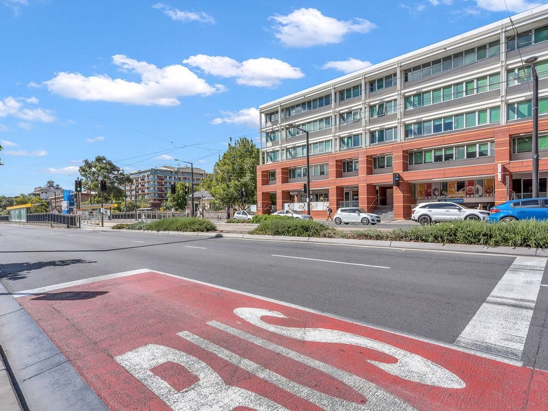 109/9 Paxtons Walk, ADELAIDE — image 17