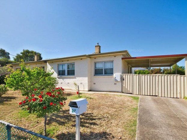 37 Browning Street, CLEARVIEW — image 2