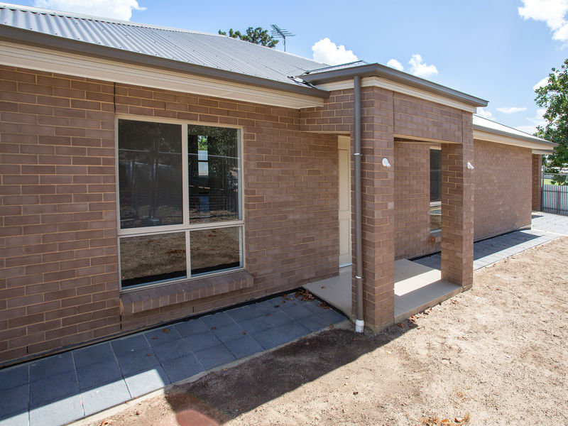 23 Central Avenue, ENFIELD — image 1