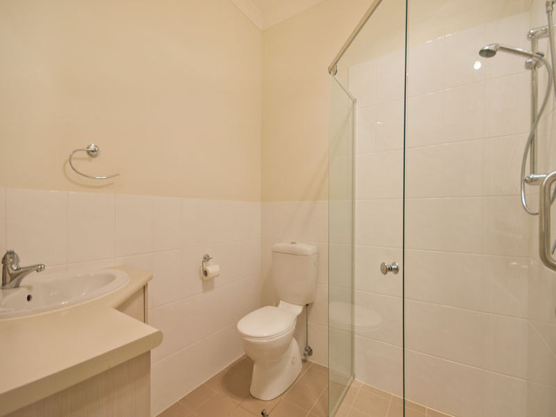 1B Lindley Avenue, WARRADALE — image 9