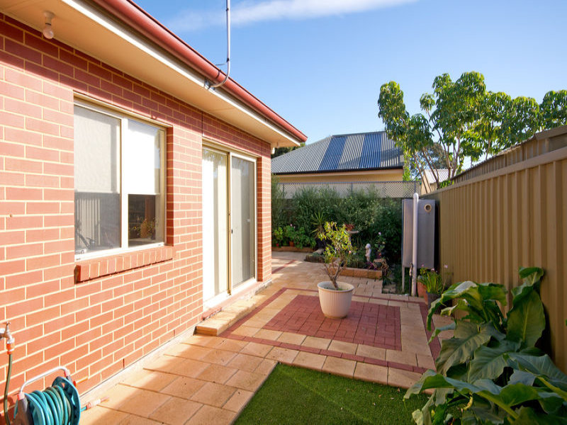 1B Lindley Avenue, WARRADALE — image 15