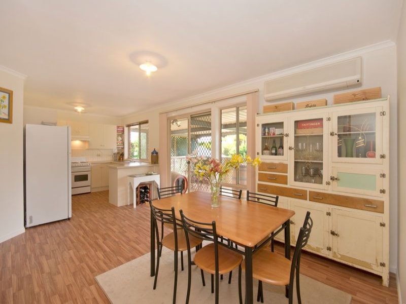5 Bruce Close, MOUNT BARKER — image 2