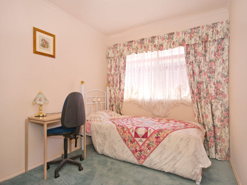10 Dorrien Avenue, WOODCROFT — image 10