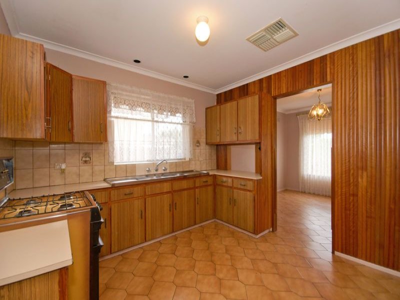 2 Devon Avenue, NEWTON — image 3