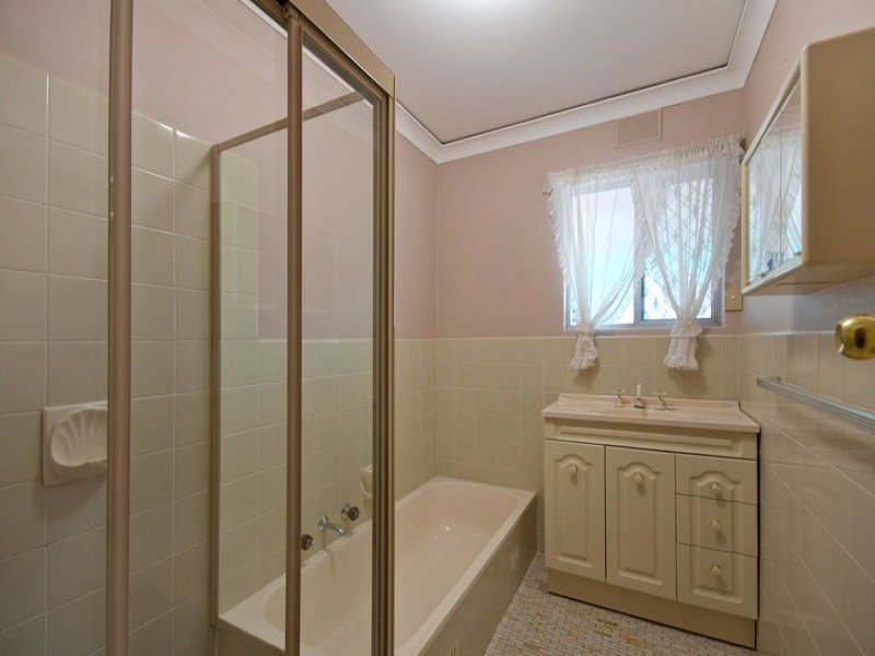 2 Devon Avenue, NEWTON — image 8