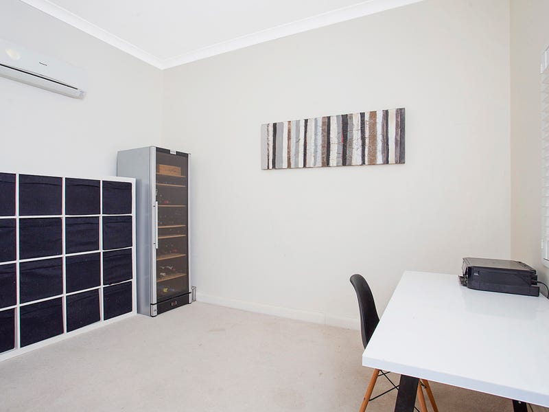 53 Halsbury Avenue, KINGSWOOD — image 18