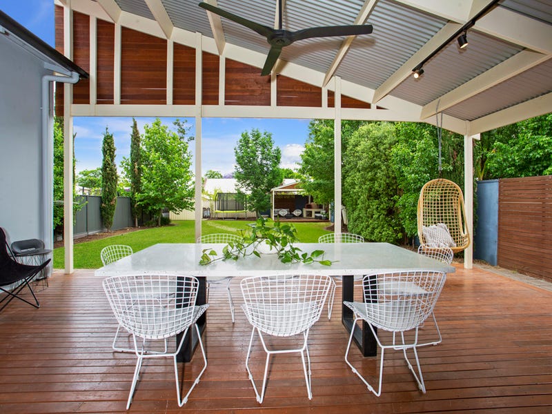 53 Halsbury Avenue, KINGSWOOD — image 22