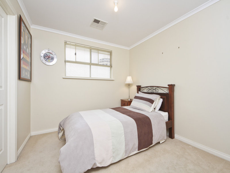 39 Waterloo Street, GLENELG — image 10