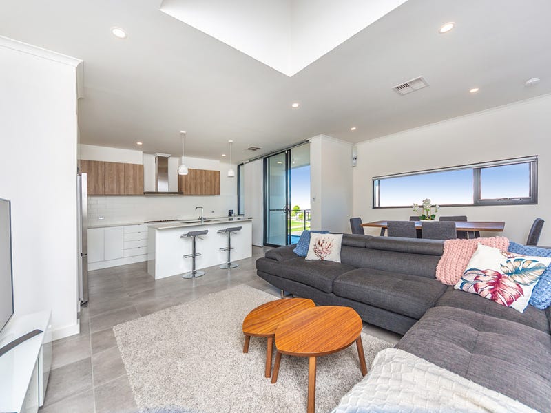 1 Julian Street, LIGHTSVIEW — image 5
