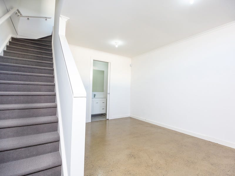 1 Julian Street, LIGHTSVIEW — image 16