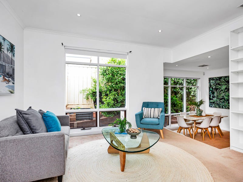 29B Katoomba Road, BEAUMONT — image 6