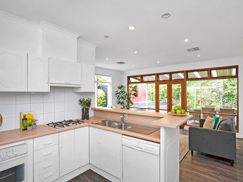29B Katoomba Road, BEAUMONT — image 11