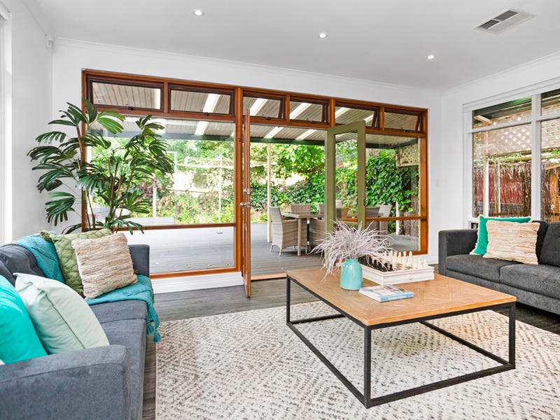 29B Katoomba Road, BEAUMONT — image 12