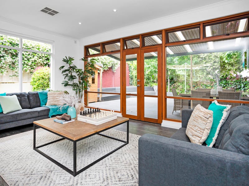 29B Katoomba Road, BEAUMONT — image 13
