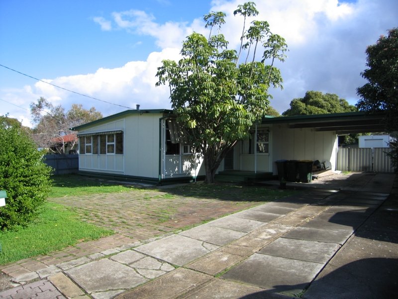 35 Patricia Avenue, HILLCREST — image 1