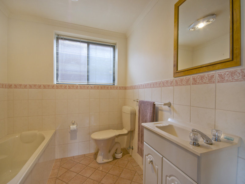 6 Gower Place, NORTH HAVEN — image 6