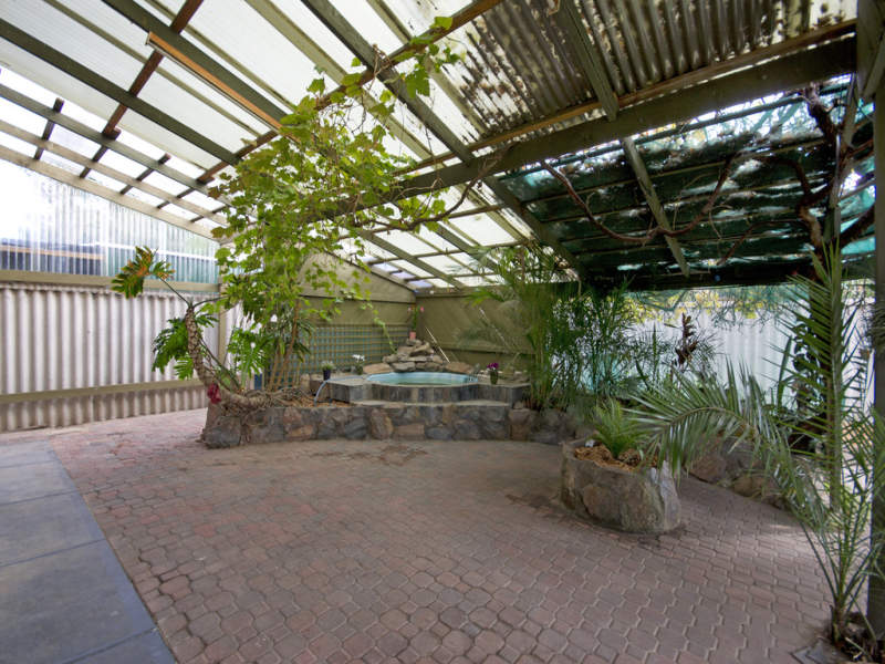 6 Gower Place, NORTH HAVEN — image 12