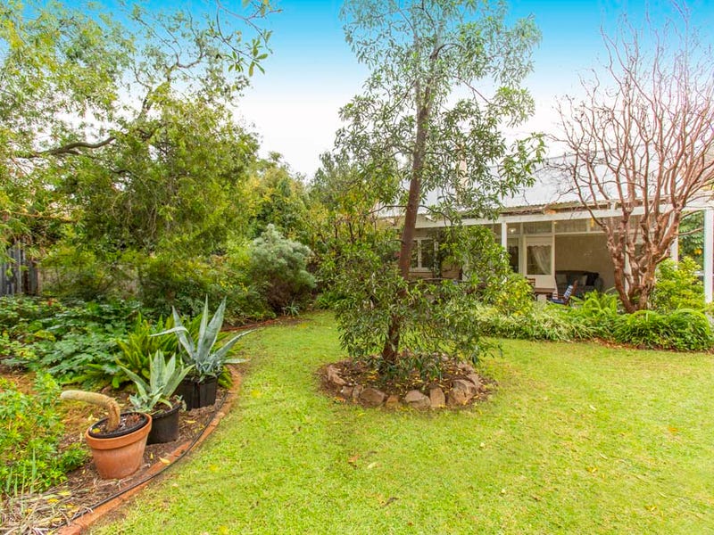 2 Durdin Road, HAWTHORN — image 16