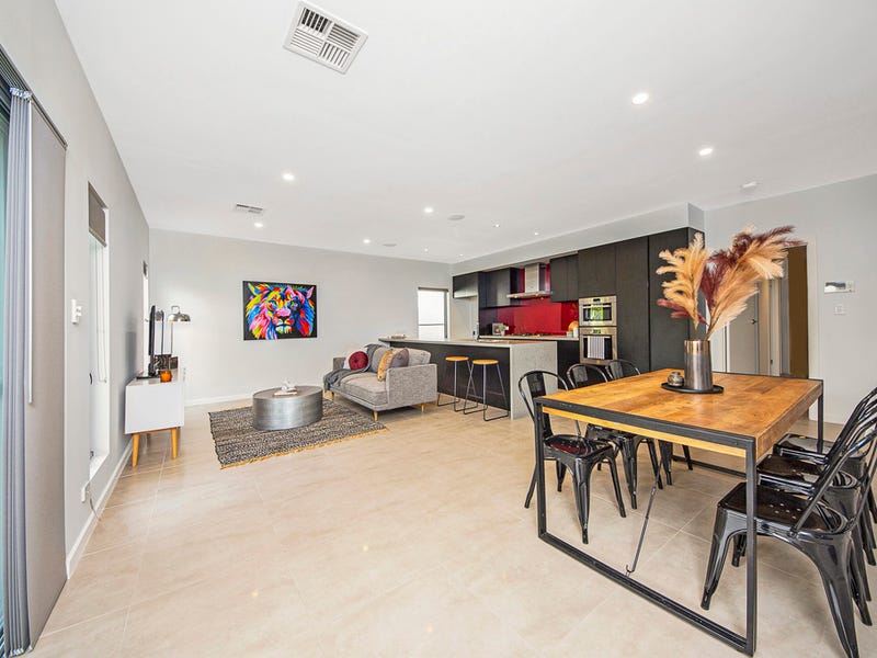 15B Radnor Avenue, ROSTREVOR — image 7