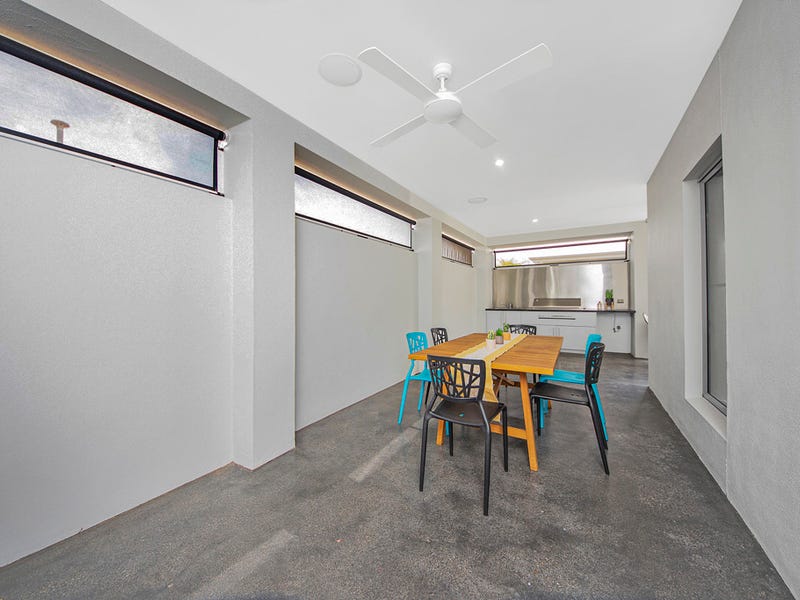 15B Radnor Avenue, ROSTREVOR — image 18