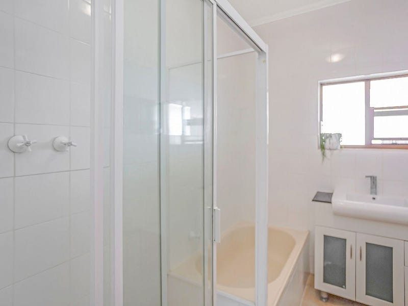 32 Tiparra Avenue, PARK HOLME — image 7