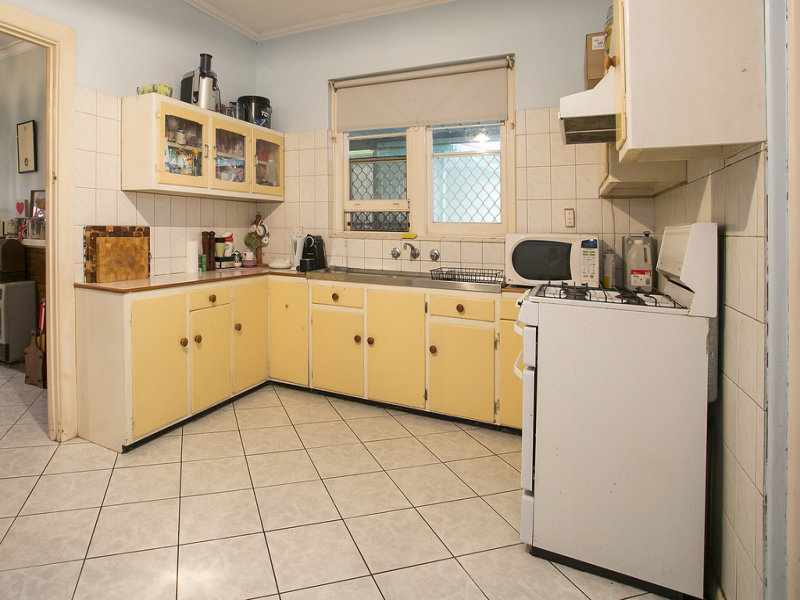 76 Jersey Avenue, KILBURN — image 2