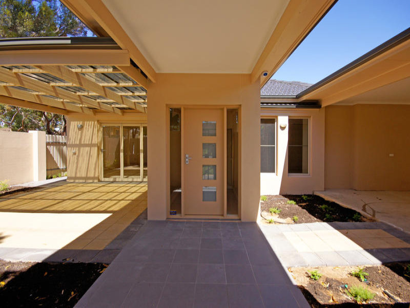 20 Jury Avenue, ROSTREVOR — image 2