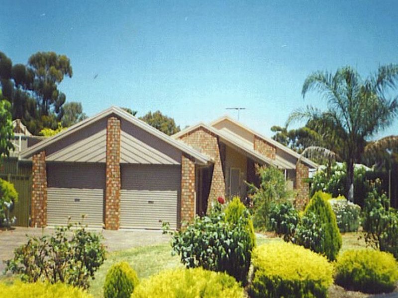 30 Birchdale Circuit, HILLBANK — image 1