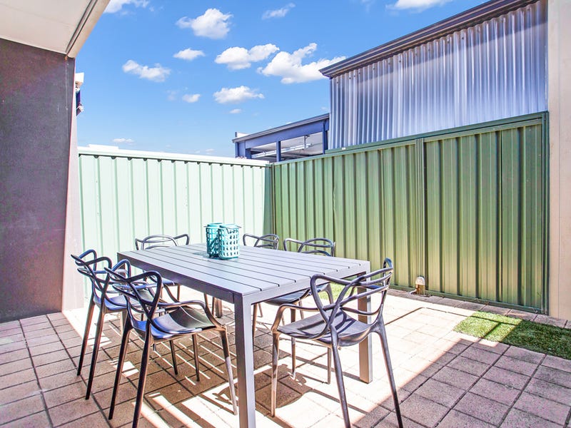 14 Tamblyn Court, MAWSON LAKES — image 6