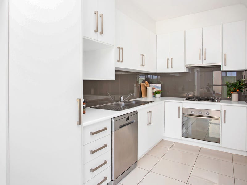 14 Tamblyn Court, MAWSON LAKES — image 7