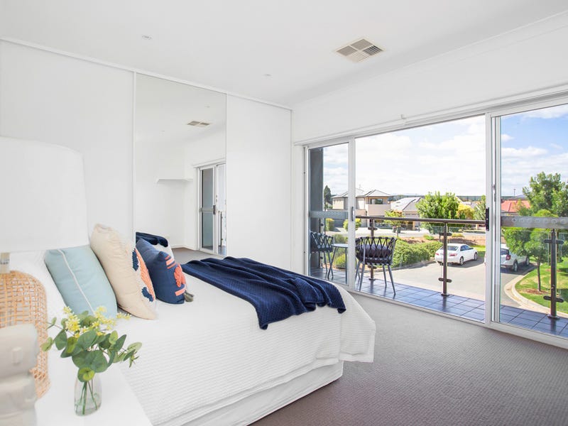 14 Tamblyn Court, MAWSON LAKES — image 9