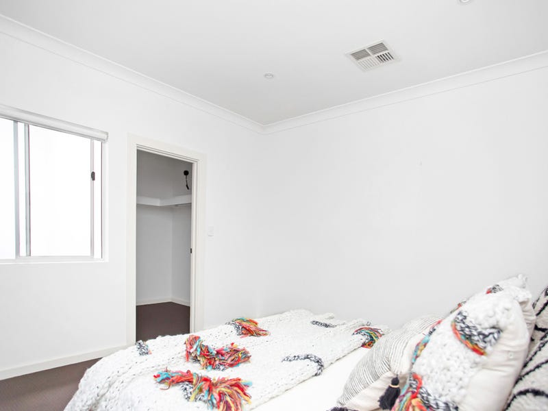 14 Tamblyn Court, MAWSON LAKES — image 14