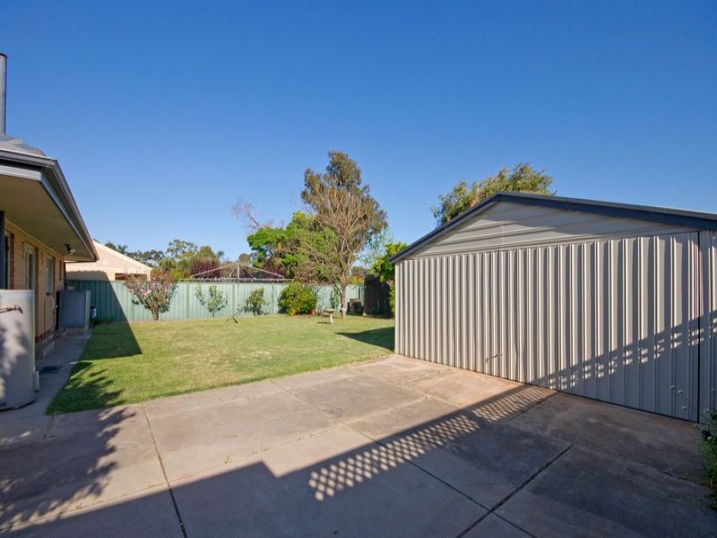 9 Nagle Crescent, NOVAR GARDENS — image 14