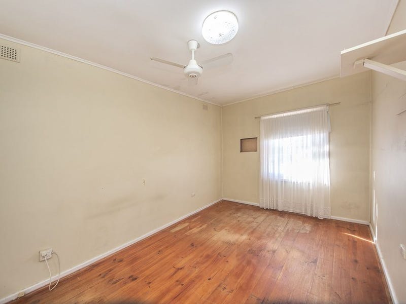 19 Patterson Road, ELIZABETH PARK — image 8
