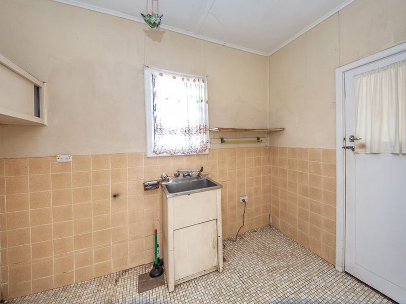 19 Patterson Road, ELIZABETH PARK — image 11