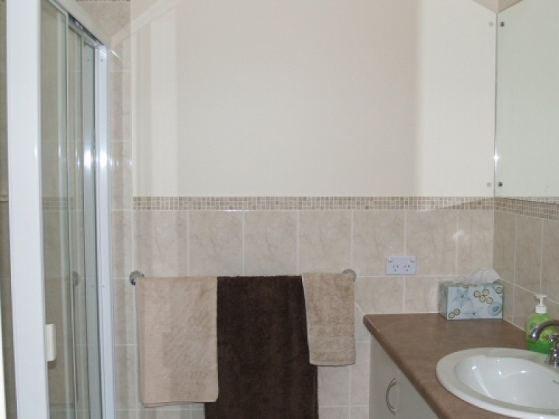 30 AMBERWELL TERRACE, BURTON — image 5