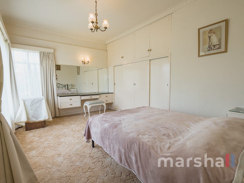 13 Hamilton Street, ERINDALE — image 14