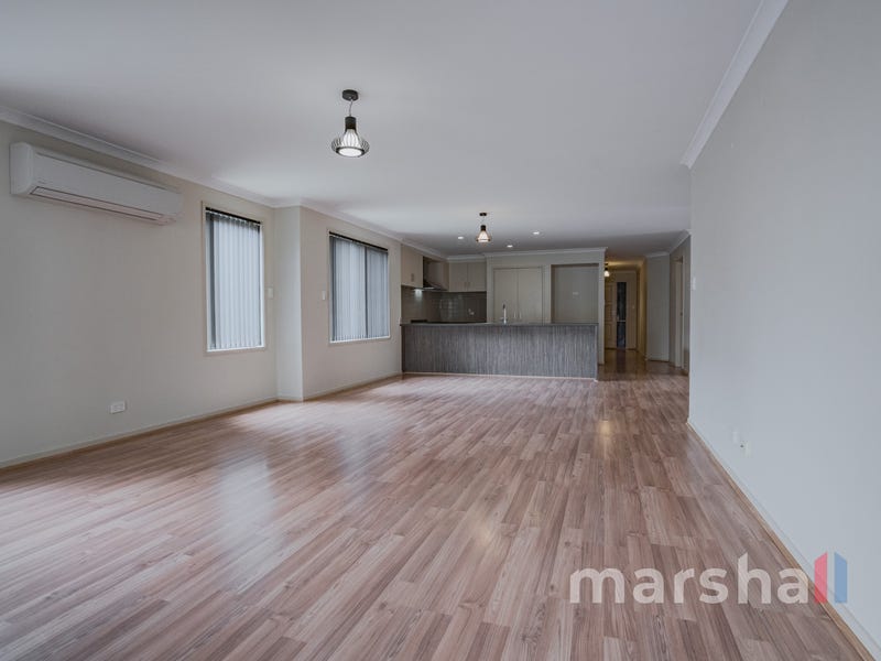 5 Cork Avenue, ANDREWS FARM — image 2