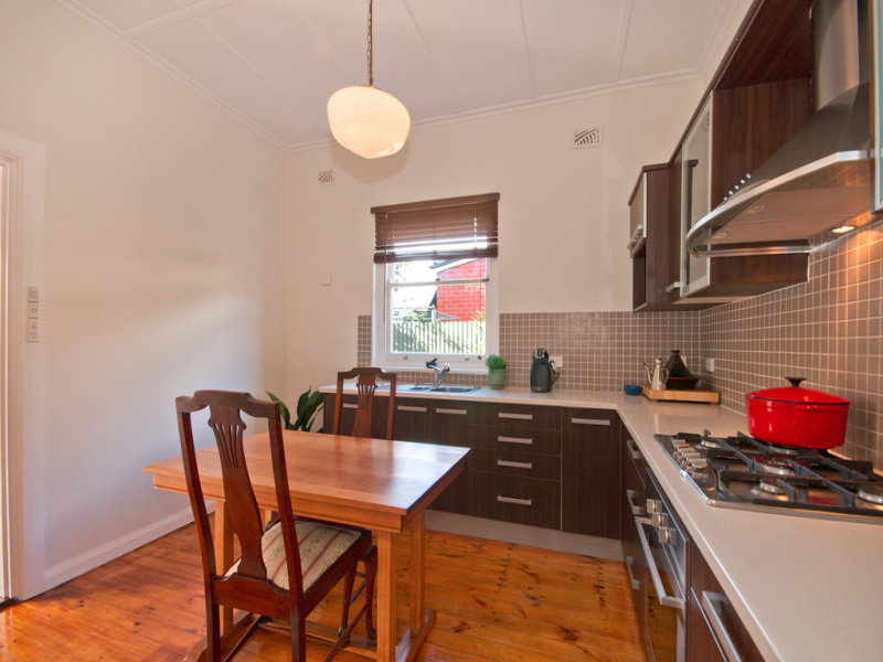21 Naldera Street, GLANDORE — image 8