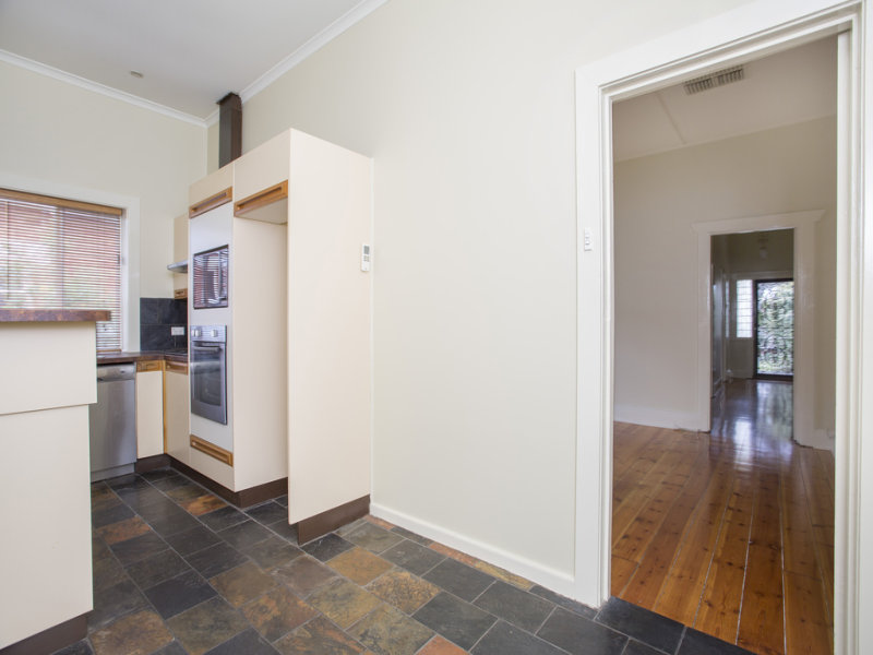 77 Clifford Street, TORRENSVILLE — image 3