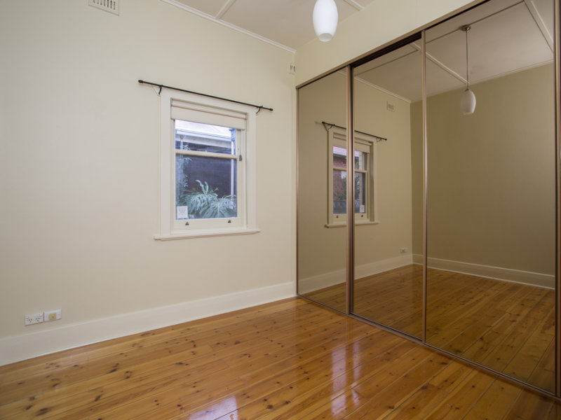 77 Clifford Street, TORRENSVILLE — image 6