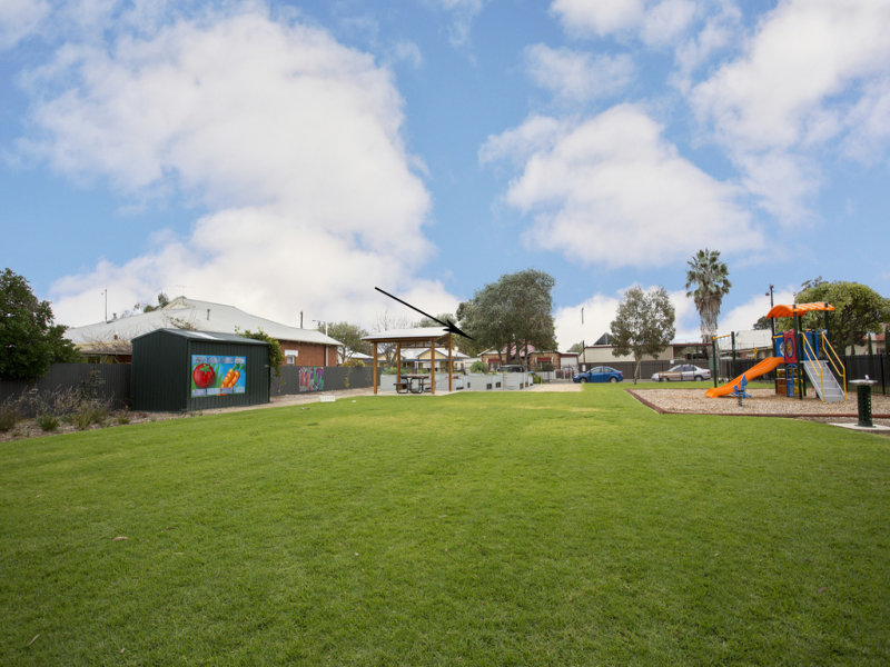 77 Clifford Street, TORRENSVILLE — image 14