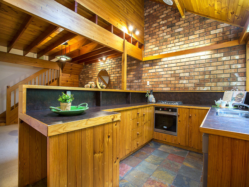 31 Jikara Drive, GLEN OSMOND — image 8