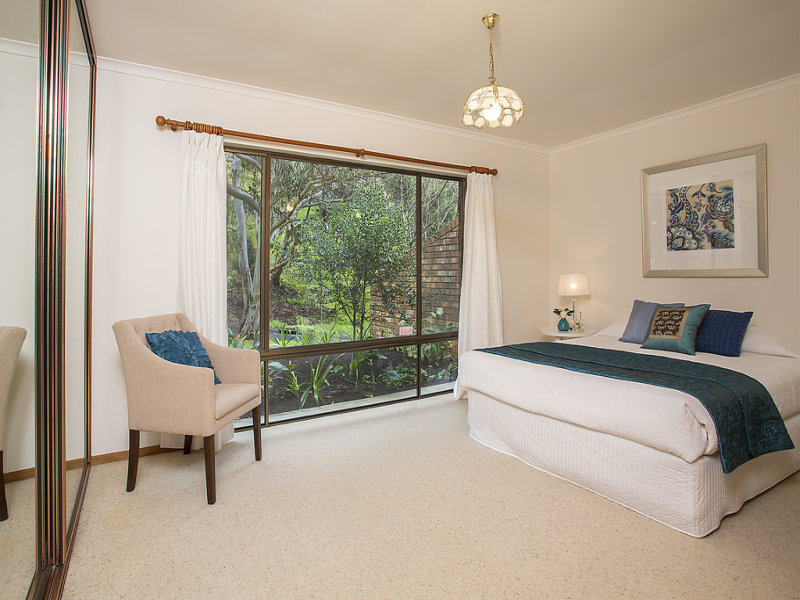 31 Jikara Drive, GLEN OSMOND — image 9