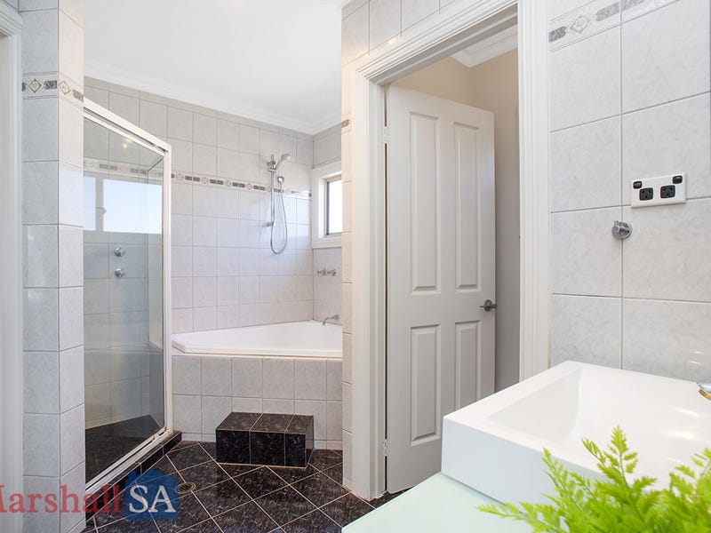 71 Wattle Avenue, HOVE — image 24