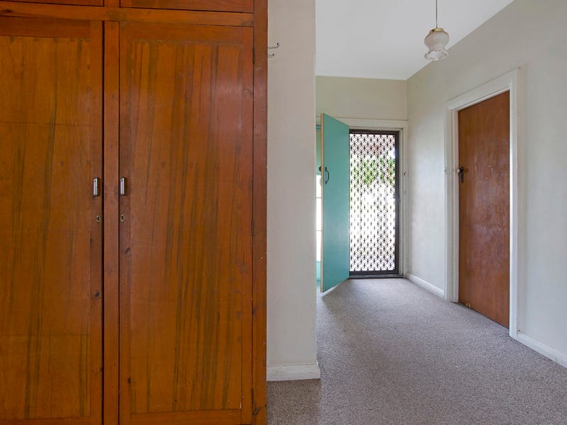 451 Goodwood Road, WESTBOURNE PARK — image 8