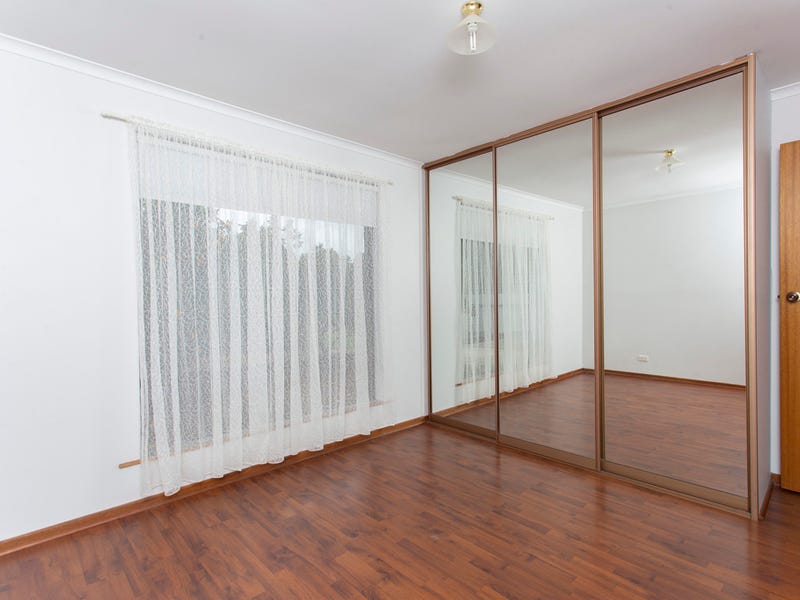 7 Raphael Crescent, MORPHETT VALE — image 8