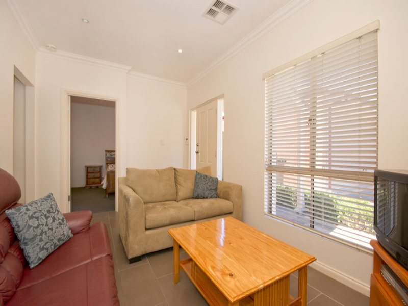 1/14 Hockley Terrace, ATHELSTONE — image 7