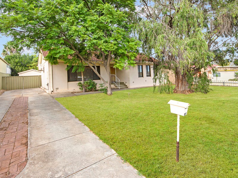 19 Malbaru Avenue, INGLE FARM — image 2
