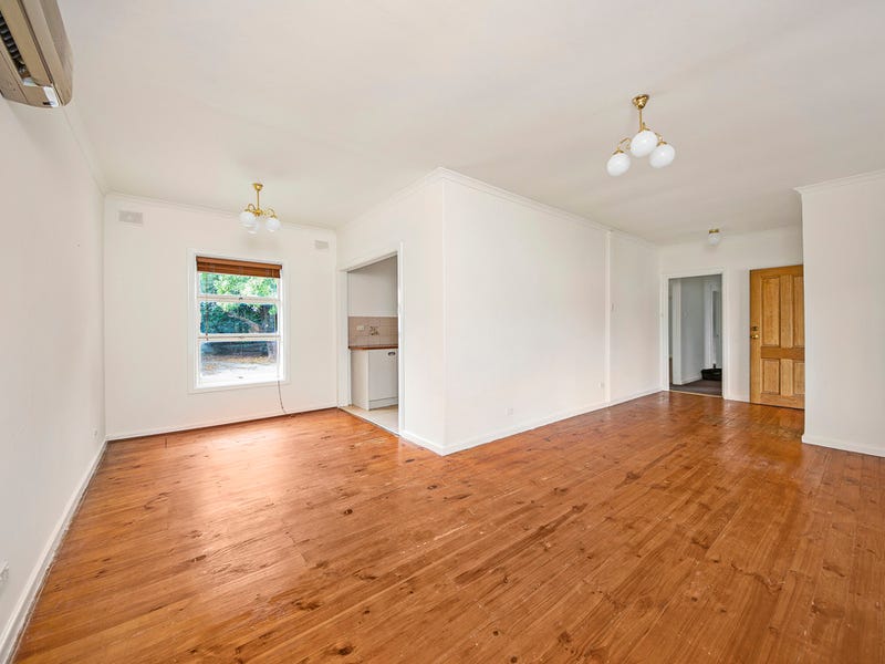 19 Malbaru Avenue, INGLE FARM — image 5